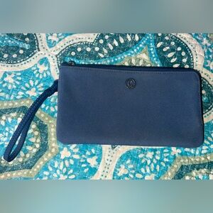Lululemon bigger style wristlet in blue